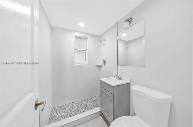 $1,400 | 1150 Northwest 1st Place, Unit 5, Miami, FL 33136