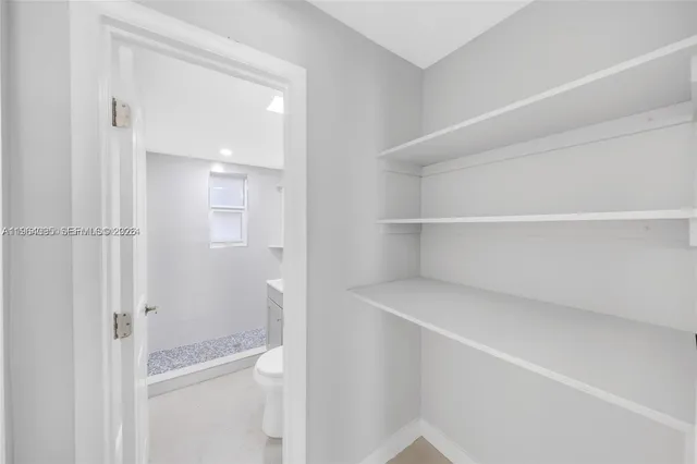 $1,400 | 1150 Northwest 1st Place, Unit 5, Miami, FL 33136