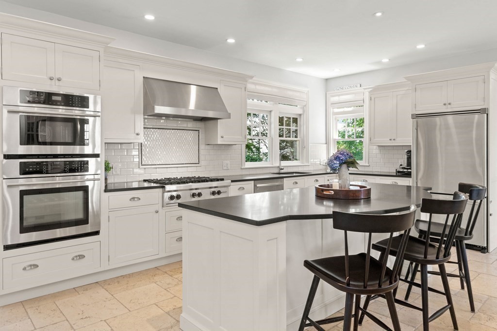 106 Galloupes Point Road Swampscott, MA 01907 - Photo 11 of 42 Gallery Image 11