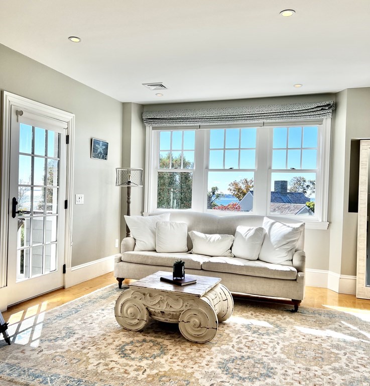 106 Galloupes Point Road Swampscott, MA 01907 - Photo 16 of 42 Gallery Image 16
