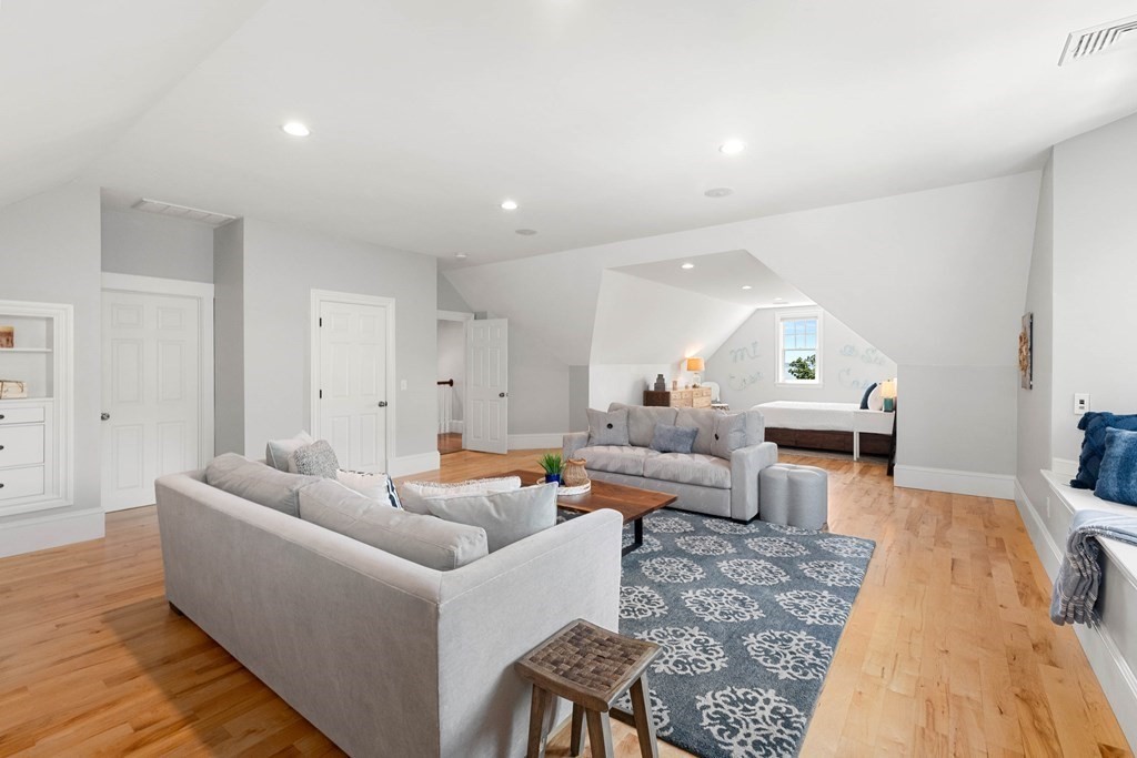 106 Galloupes Point Road Swampscott, MA 01907 - Photo 30 of 42 Gallery Image 30
