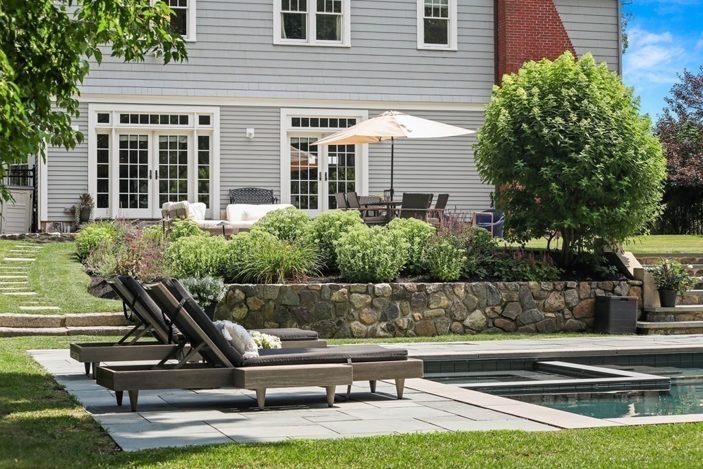 106 Galloupes Point Road Swampscott, MA 01907 - Photo 39 of 42 Gallery Image 39