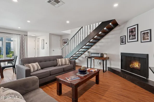 $718,000 | 3628 Summershore Lane, Westlake Village, CA 91361