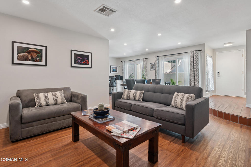 3628 Summershore Lane Westlake Village, CA 91361 - Photo 7 of 57