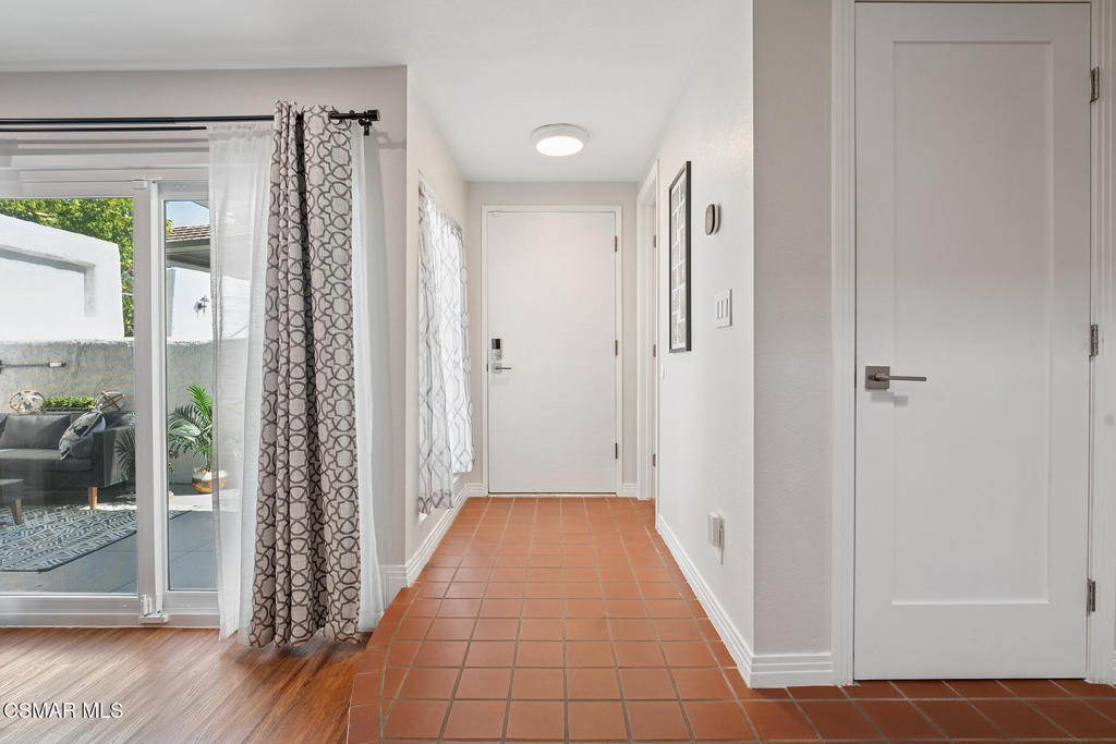 3628 Summershore Lane Westlake Village, CA 91361 - Photo 8 of 57