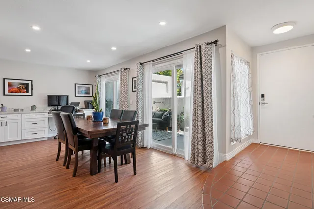 $718,000 | 3628 Summershore Lane, Westlake Village, CA 91361