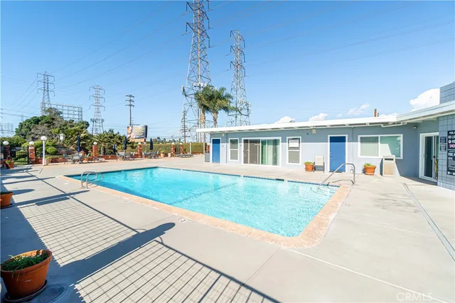 $199,000 | 17700 South Western Avenue, Unit 174, Gardena, CA 90248