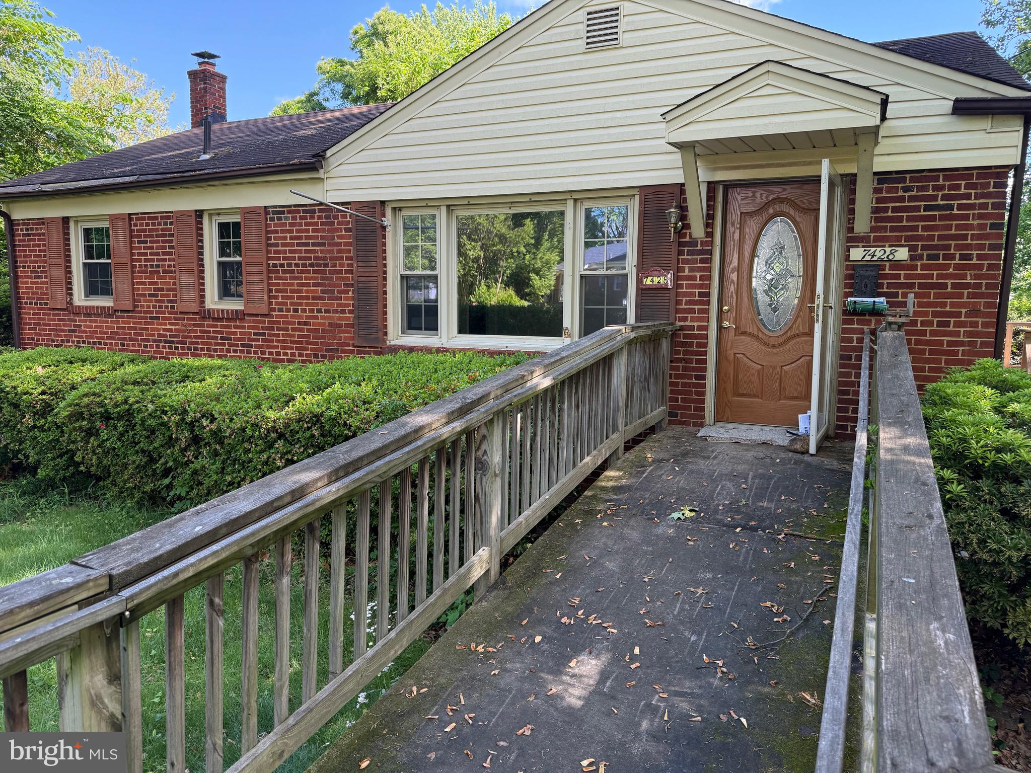 7428 Nigh Road Falls Church, VA 22043 - Photo 2 of 13 Gallery Image 2