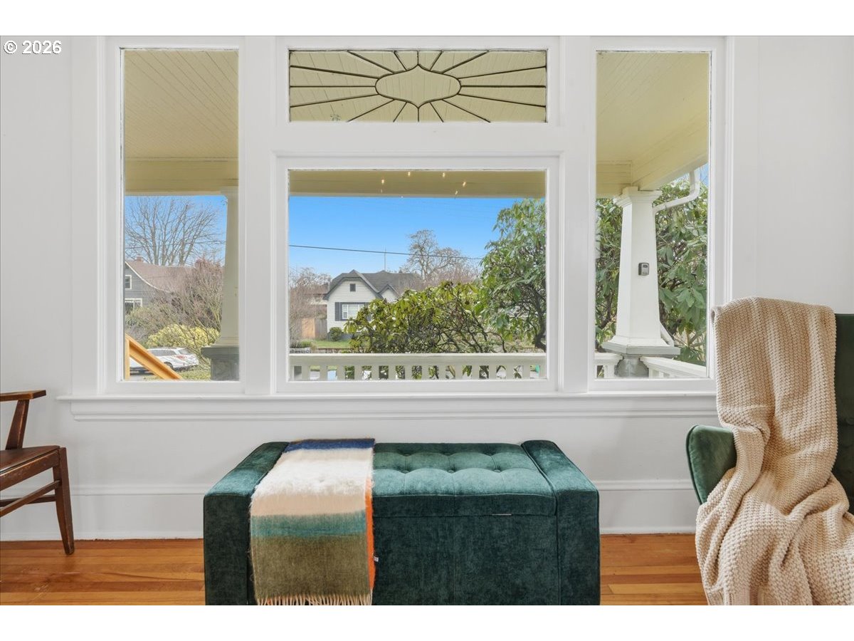 4035 North Haight Avenue Portland, OR 97227 - Photo 23 of 48 Bathroom, Attached