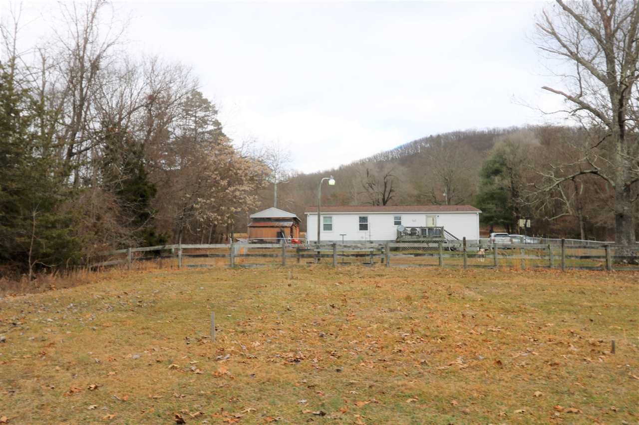799 Purple Cow Road Waynesboro, VA 22980 - Photo 5 of 31 a view of a swimming pool with an ocean view