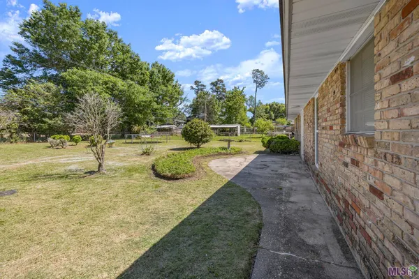 $220,000 | 1089 South Burgess Drive, Baton Rouge, LA 70815