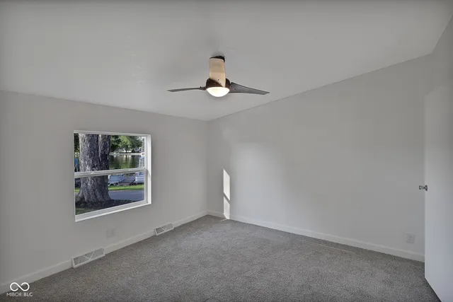 $174,900 | 650 South Wildwood Drive, Cromwell, IN 46732