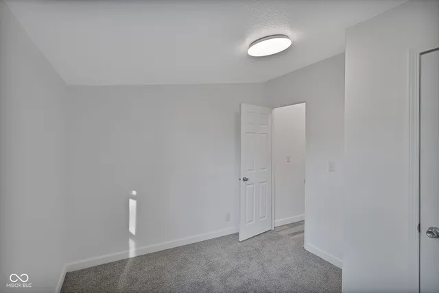 $174,900 | 650 South Wildwood Drive, Cromwell, IN 46732