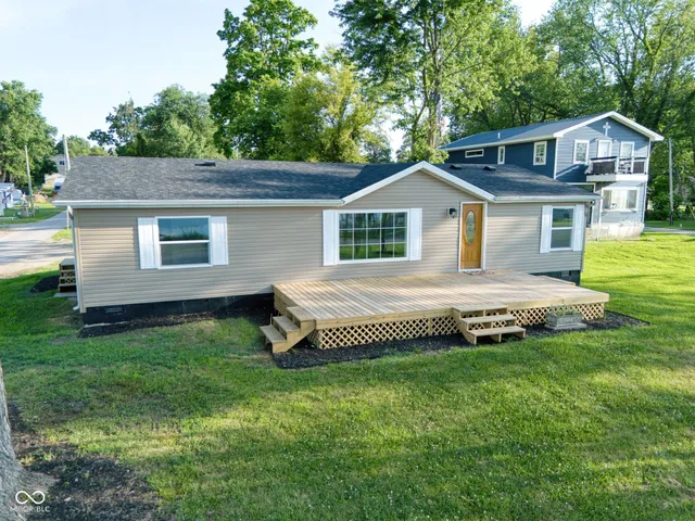 $174,900 | 650 South Wildwood Drive, Cromwell, IN 46732