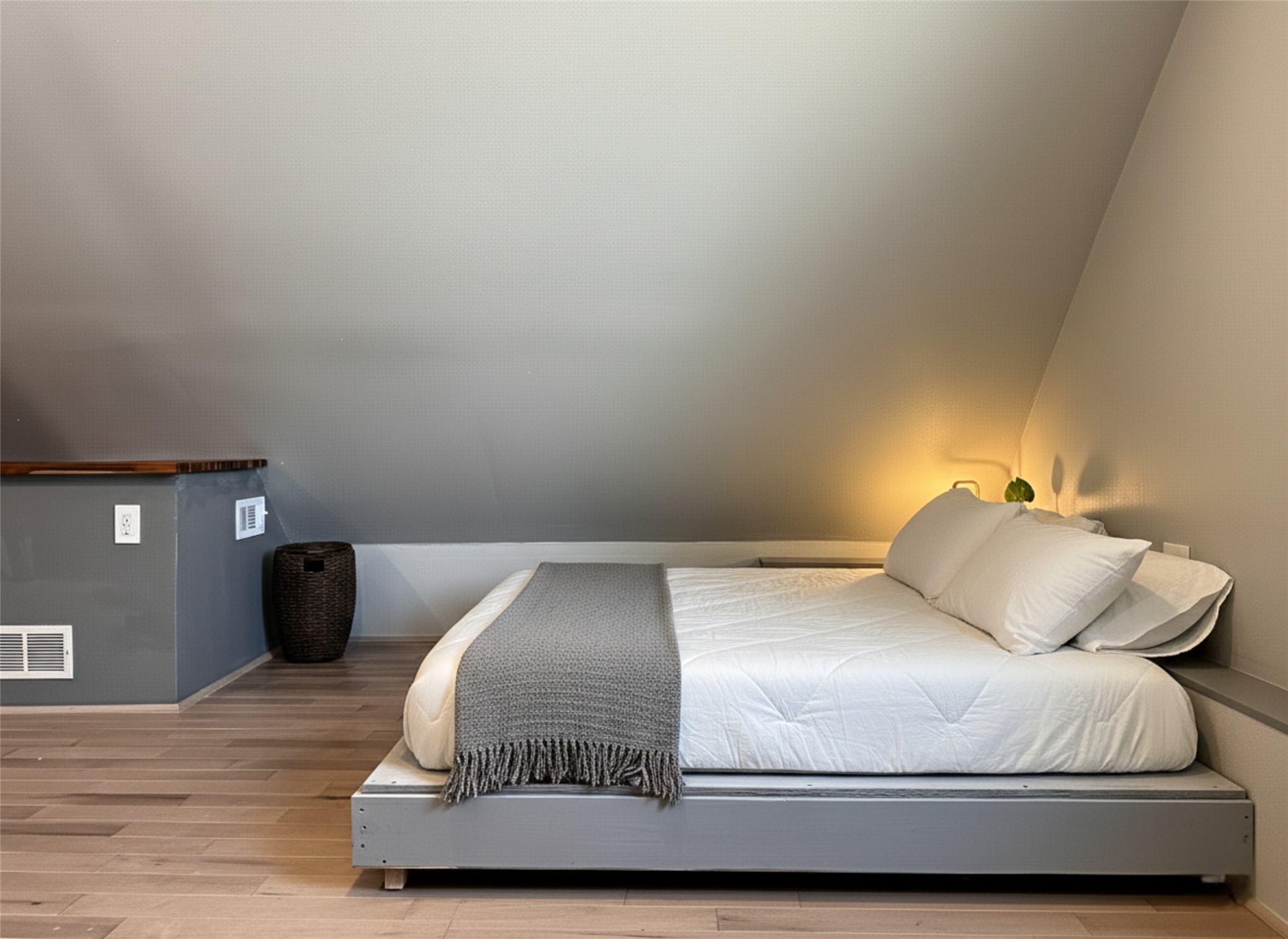 914 East 39th Street, Unit 2 Austin, TX 78751 - Photo 23 of 34 Bedroom with light wood finished floors and lofted ceiling