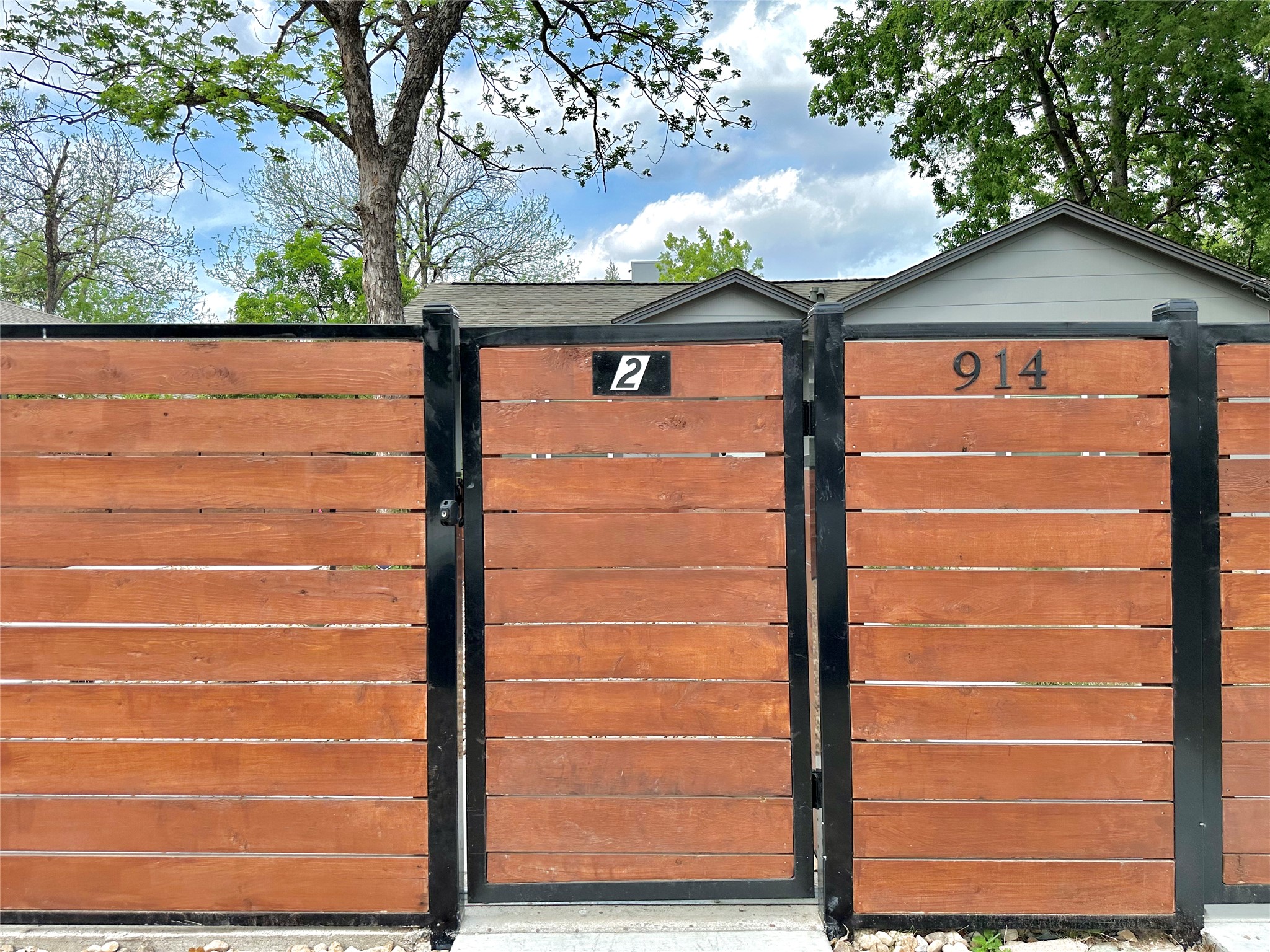 914 East 39th Street, Unit 2 Austin, TX 78751 - Photo 33 of 34 View of gate