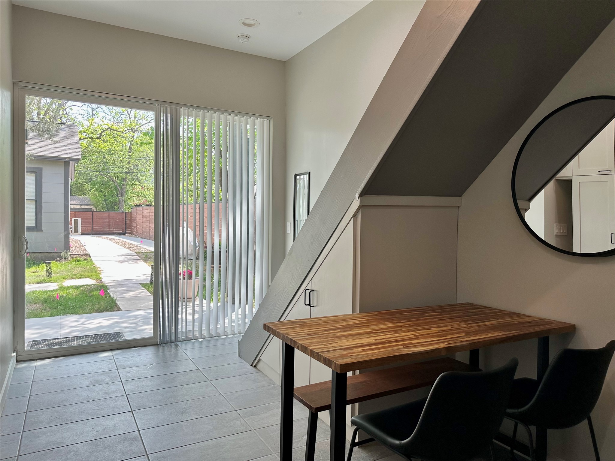 914 East 39th Street, Unit 2 Austin, TX 78751 - Photo 4 of 34