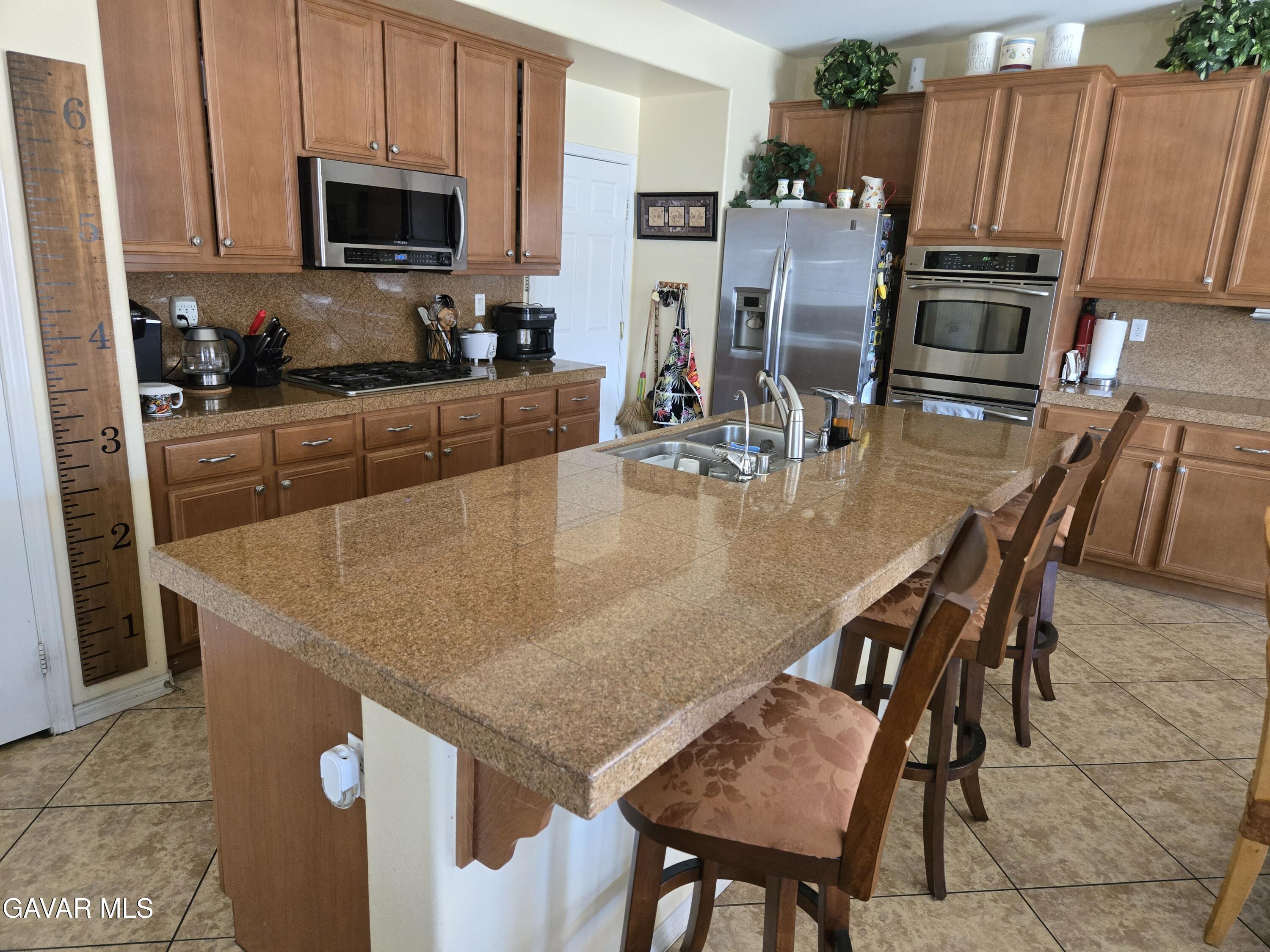 1314 Stanfill Road Palmdale, CA 93551 - Photo 2 of 13 Stansfill 10