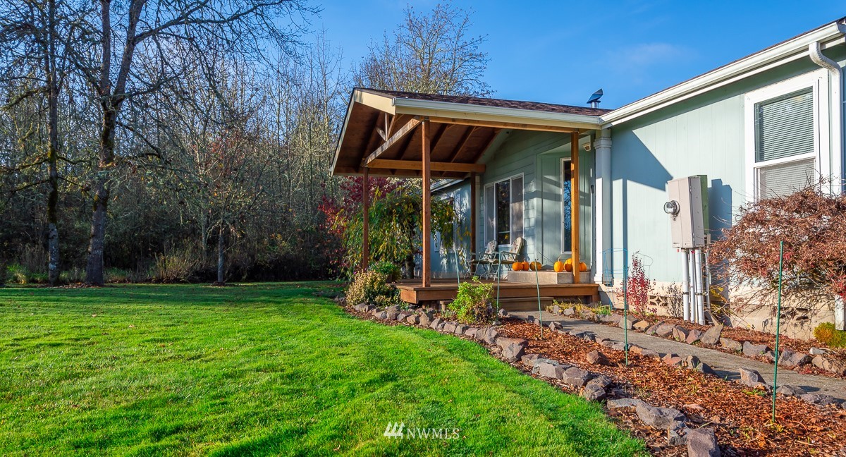 702 East Howe Road Toledo, WA 98591 - Photo 2 of 25