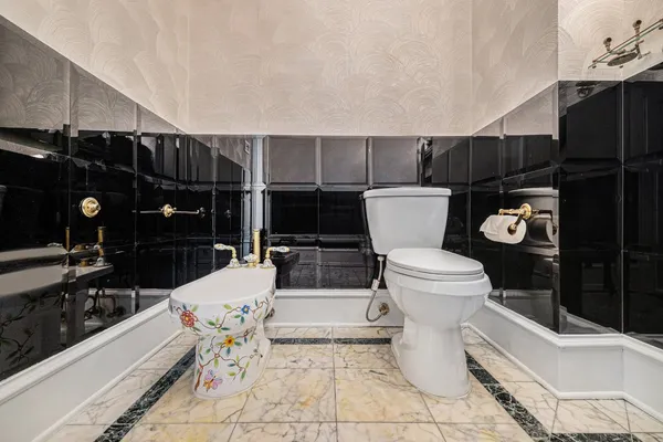 $799,000 | 7415 Naremore Drive, Spring, TX 77379