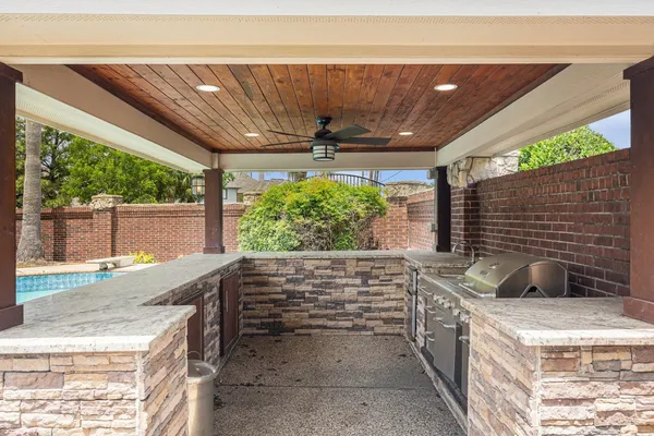 $799,000 | 7415 Naremore Drive, Spring, TX 77379