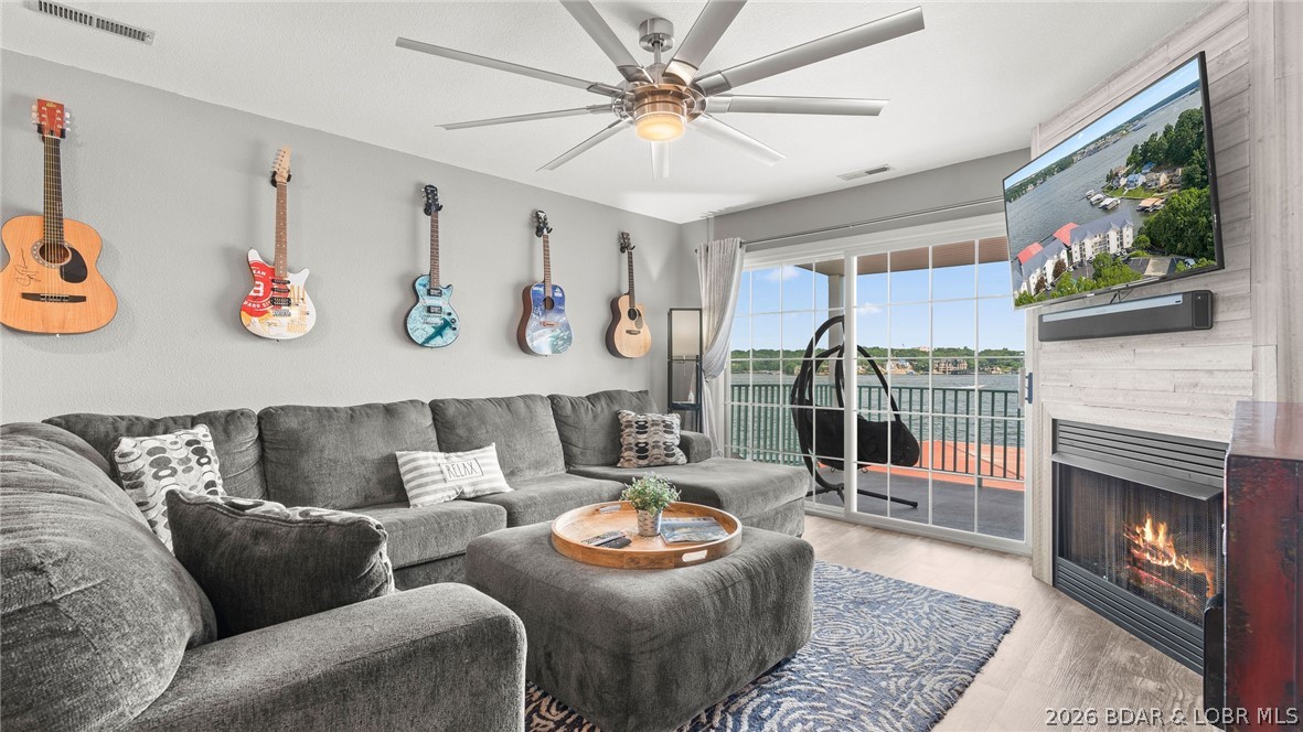 152 Sac Road, Unit A301 Sunrise Beach, MO 65079 - Photo 4 of 80