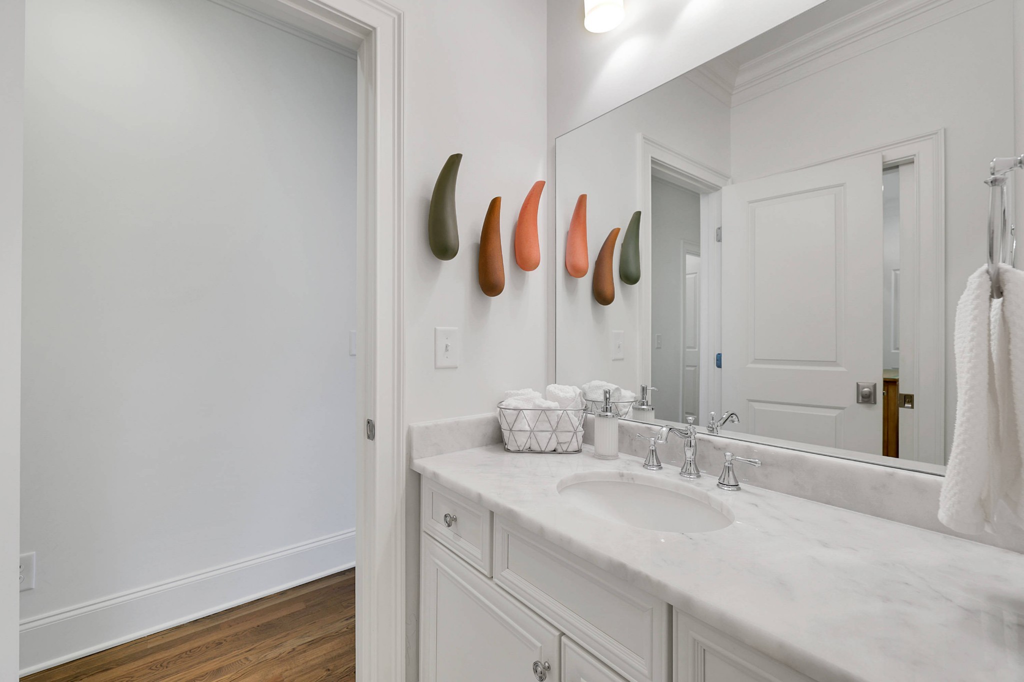 2012 General Martin Lane Franklin, TN 37064 - Photo 44 of 66 a bathroom with a sink and a mirror