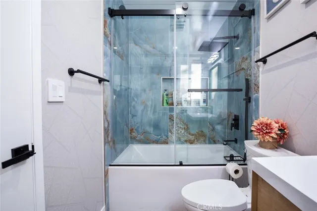 $1,399,000 | 16782 Heritage, Huntington Beach, CA 92647