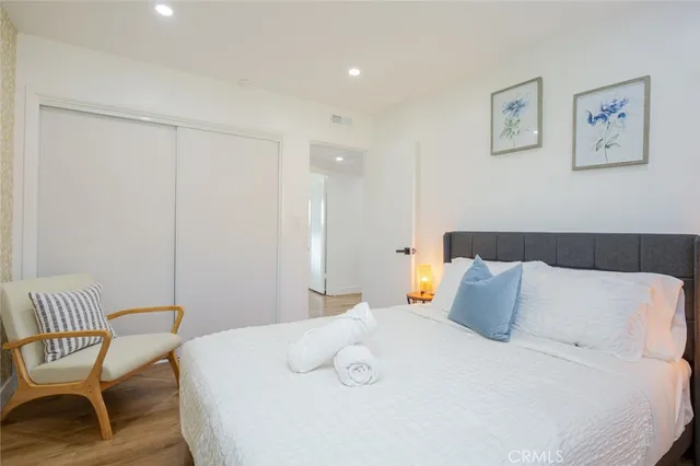 $1,399,000 | 16782 Heritage, Huntington Beach, CA 92647