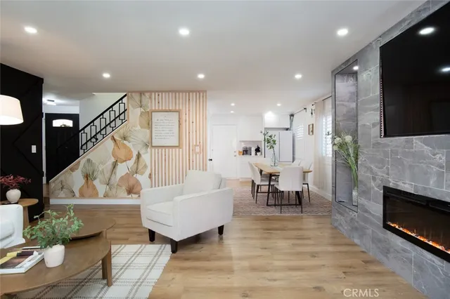 $1,399,000 | 16782 Heritage, Huntington Beach, CA 92647