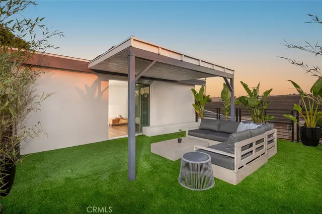 $1,399,000 | 16782 Heritage, Huntington Beach, CA 92647