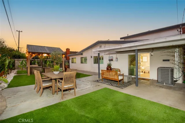 $1,399,000 | 16782 Heritage, Huntington Beach, CA 92647