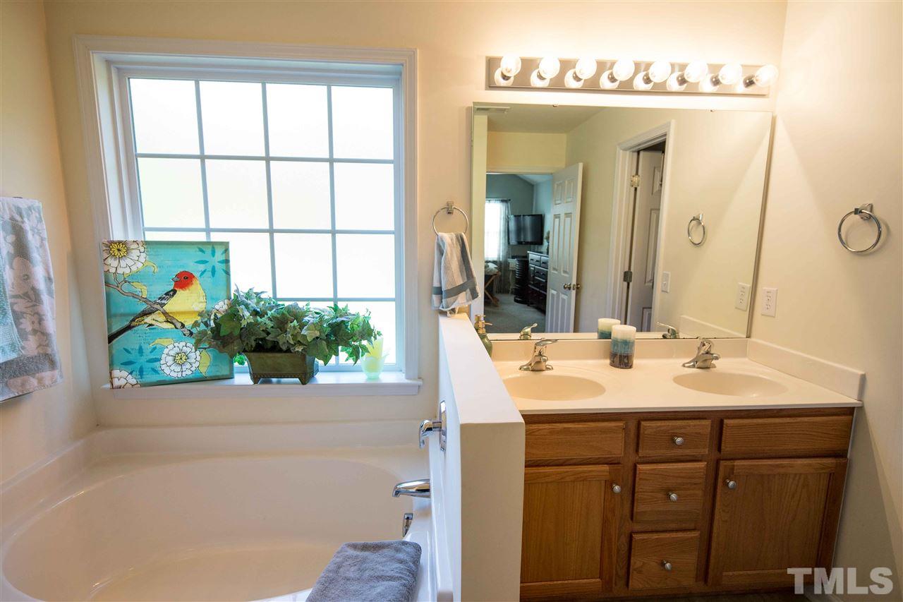 1436 Shady Rise Glen Raleigh, NC 27603 - Photo 16 of 25 Gallery Image 16
