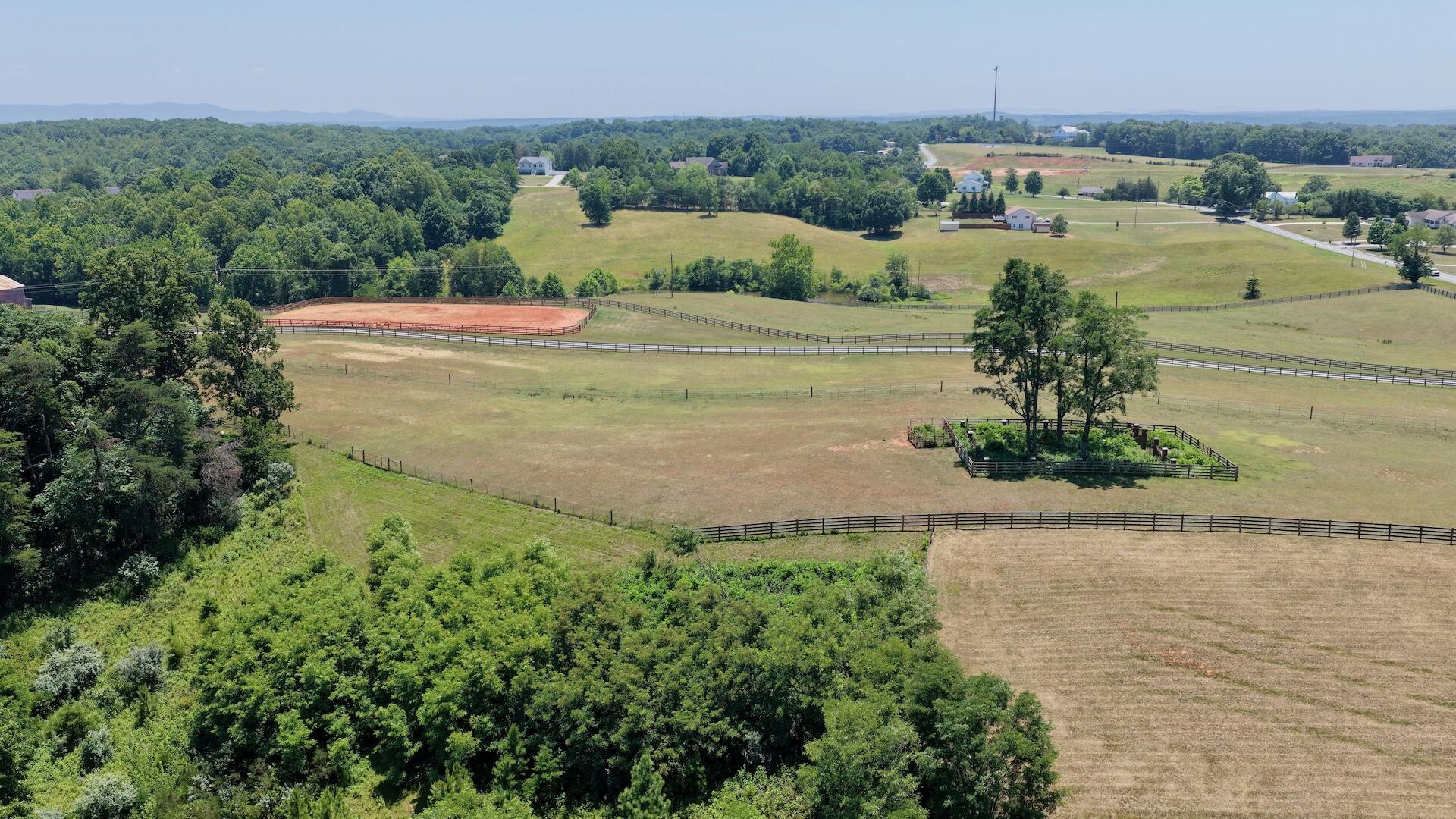 2754 Horseshoe Bend Road Moneta, VA 24121 - Photo 15 of 67 Horse Farm - 10