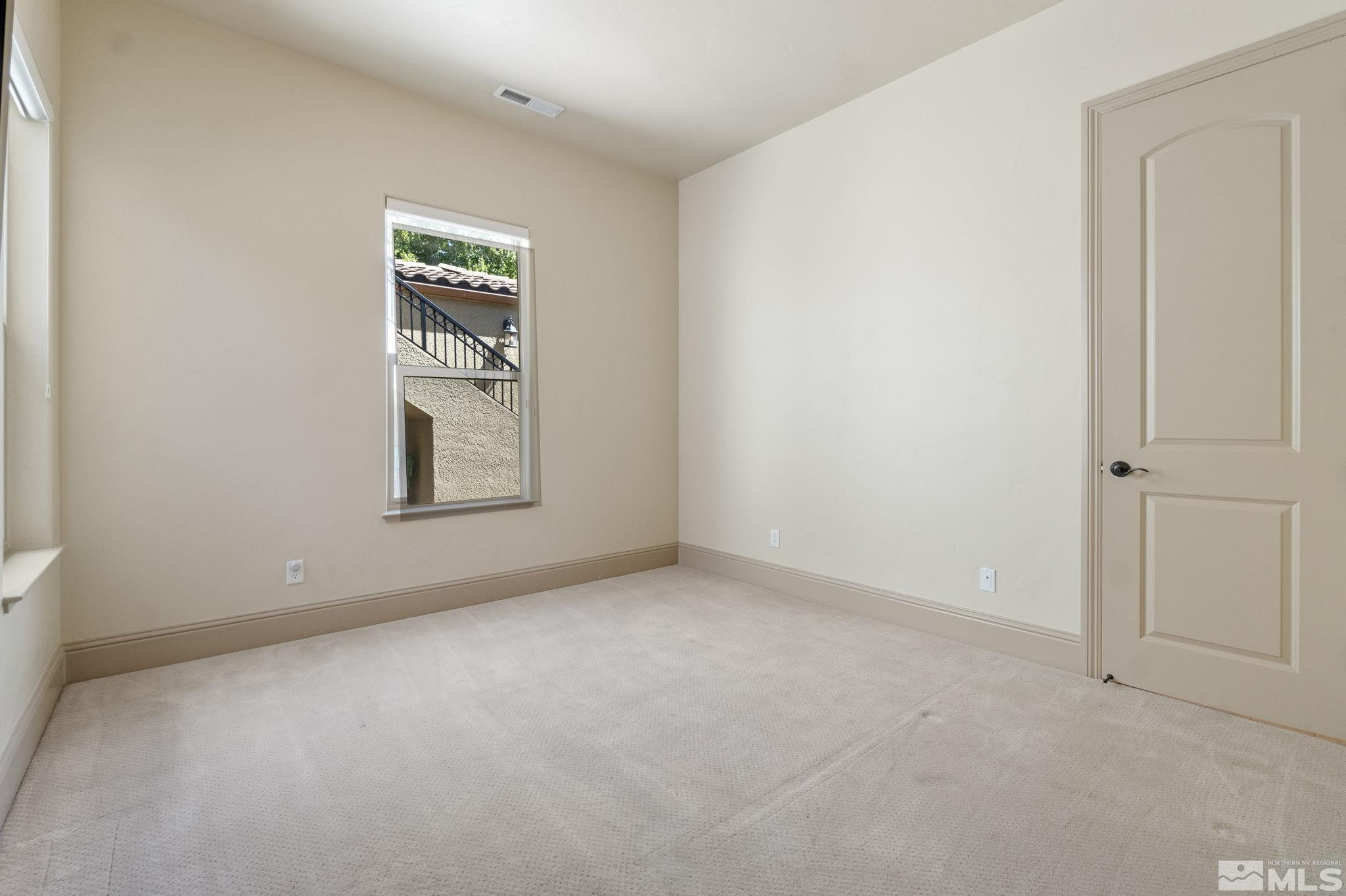 5075 Bella Court Reno, NV 89519 - Photo 33 of 37 Photo 34