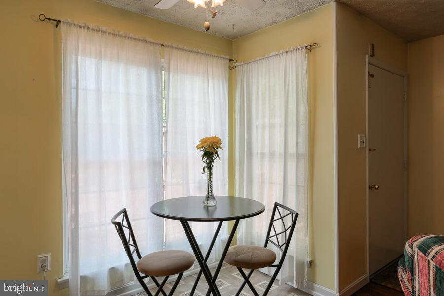 624 Lopax Road Harrisburg, PA 17112 - Photo 12 of 25 Gallery Image 12