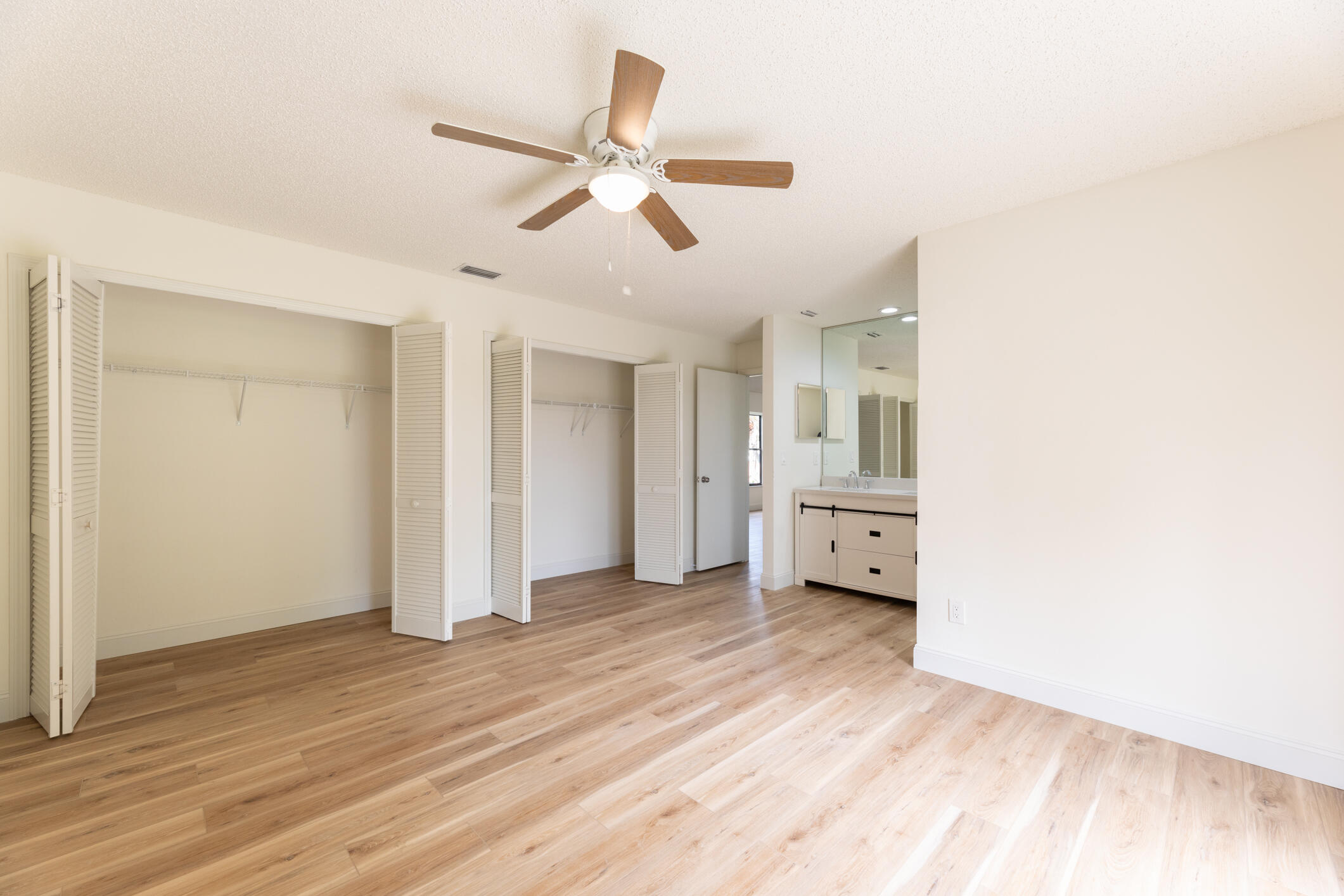4328 Southwest Jarmer Road Port St. Lucie, FL 34953 - Photo 21 of 26 24-03-04 RE_4328_SW_JARMER_RD-21