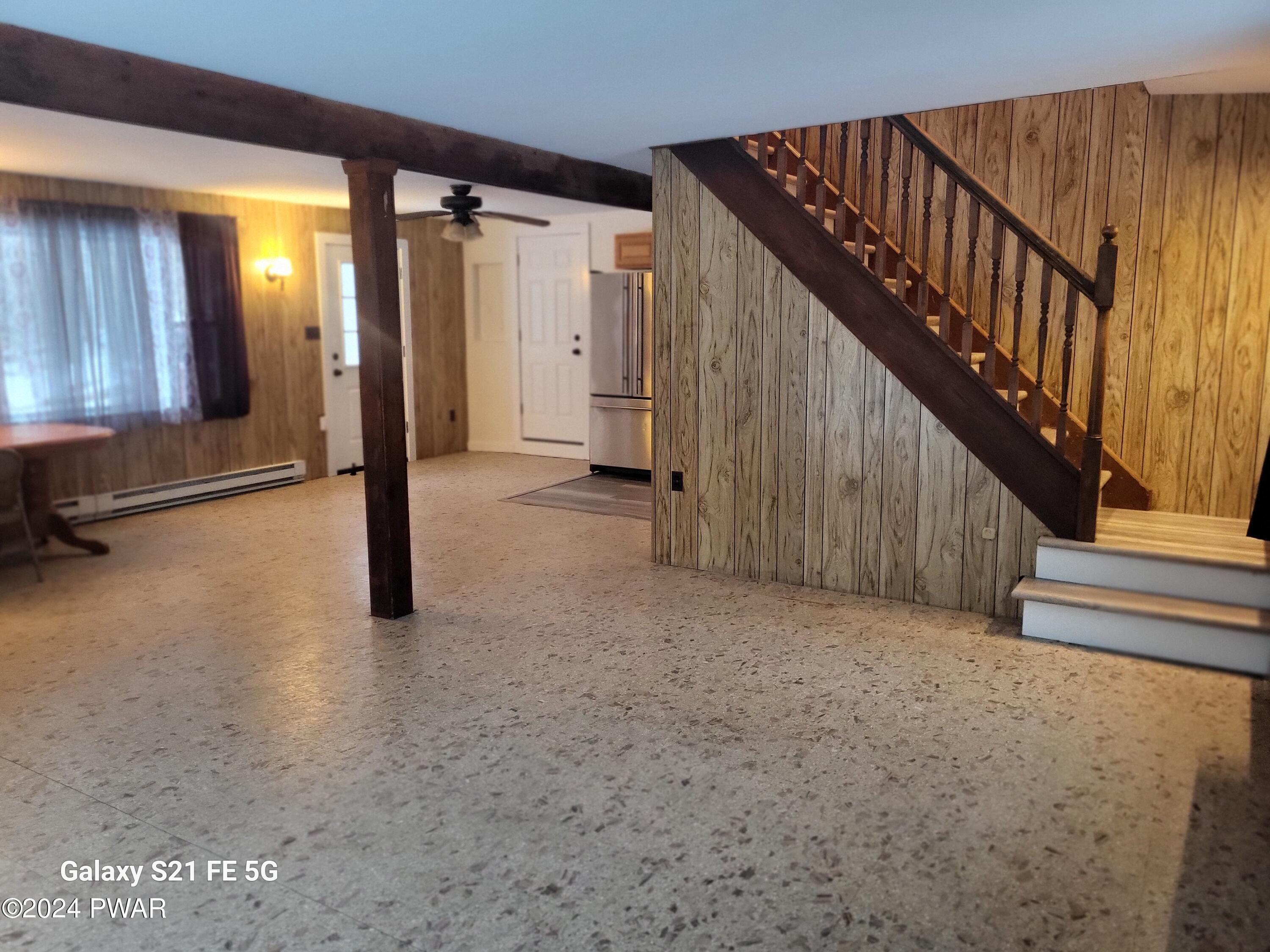 147 Oneida Road Shohola, PA 18458 - Photo 5 of 25