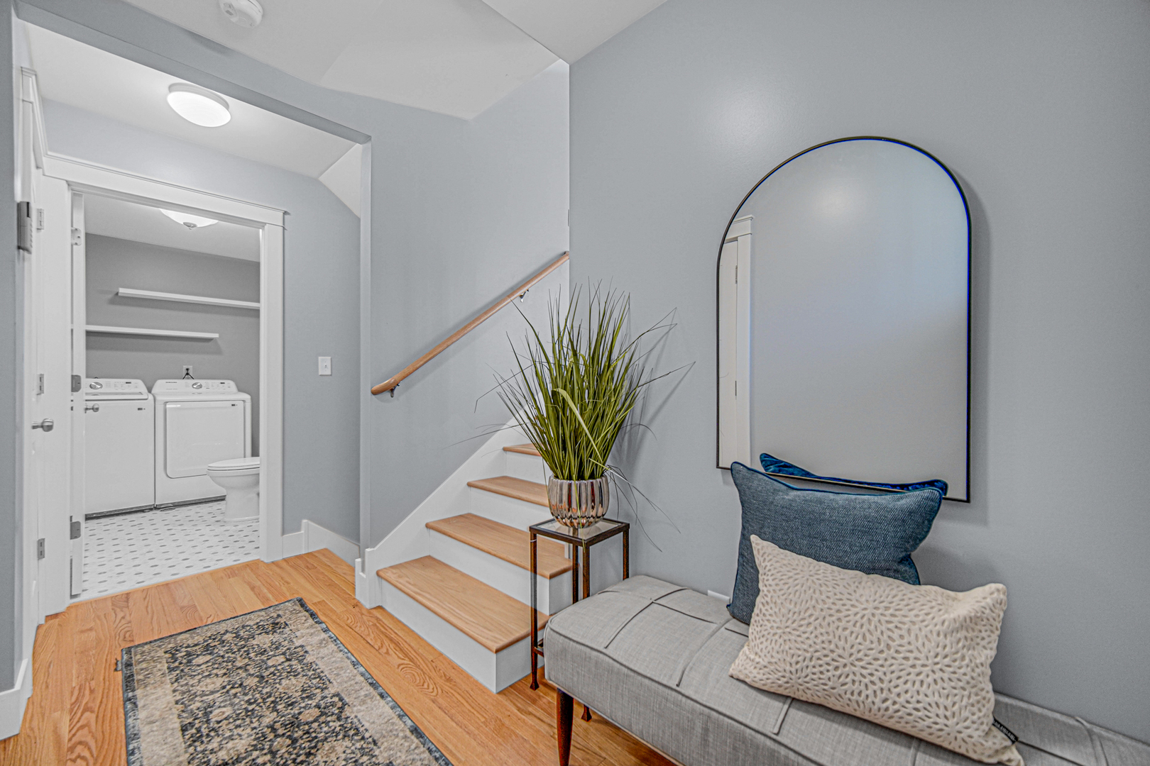 18462 Dixie Highway Homewood, IL 60430 - Photo 5 of 25 a living room with furniture and wooden floor