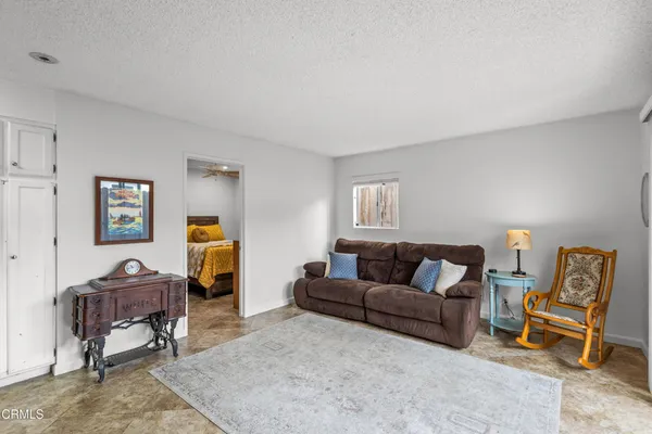 $1,549,000 | 317 Melrose Drive, Oxnard, CA 93035