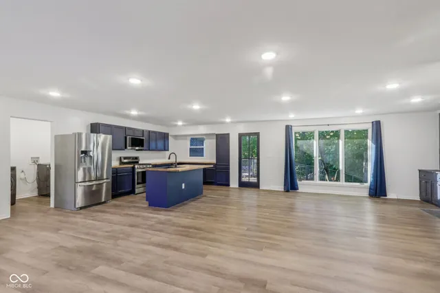 $408,000 | 3215 Kenilworth Drive, Indianapolis, IN 46228