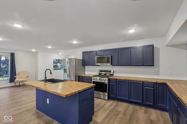 $408,000 | 3215 Kenilworth Drive, Indianapolis, IN 46228