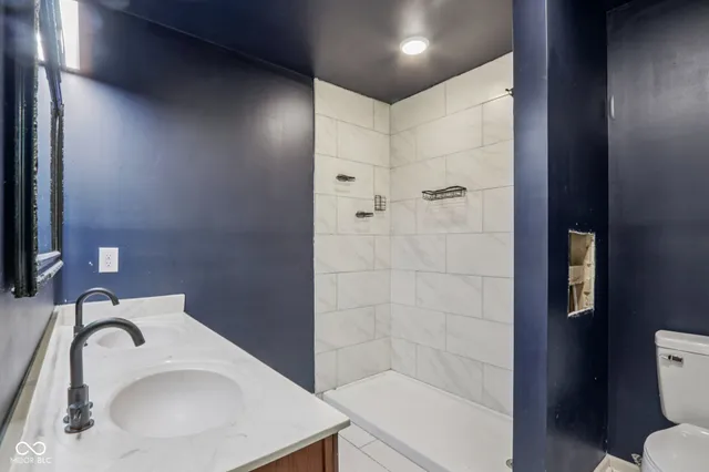 $408,000 | 3215 Kenilworth Drive, Indianapolis, IN 46228