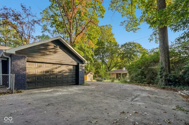 $408,000 | 3215 Kenilworth Drive, Indianapolis, IN 46228