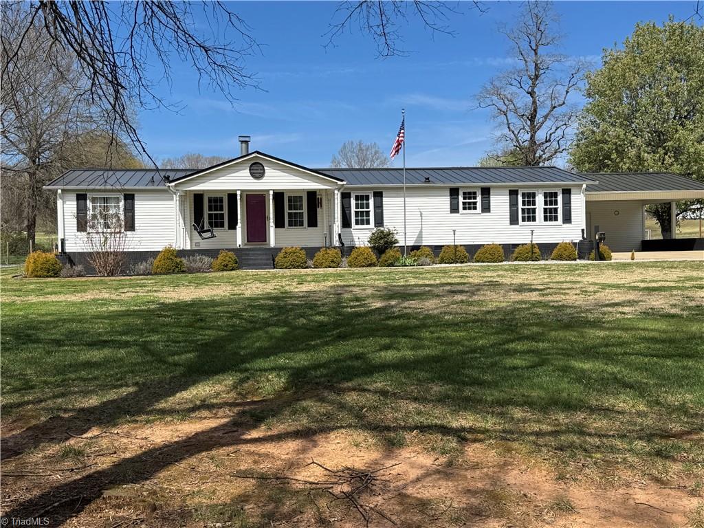 3932 Piney Mountain Road Walnut Cove, NC 27052 - Photo 11 of 50