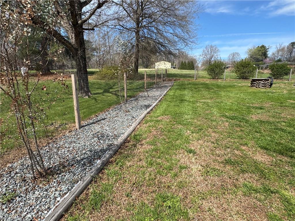 3932 Piney Mountain Road Walnut Cove, NC 27052 - Photo 20 of 50