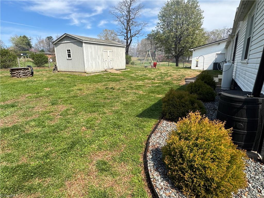 3932 Piney Mountain Road Walnut Cove, NC 27052 - Photo 21 of 50