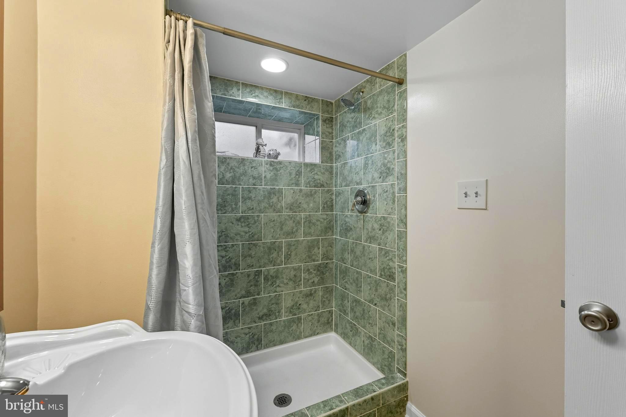 117 Normandy Drive Silver Spring, MD 20901 - Photo 53 of 62