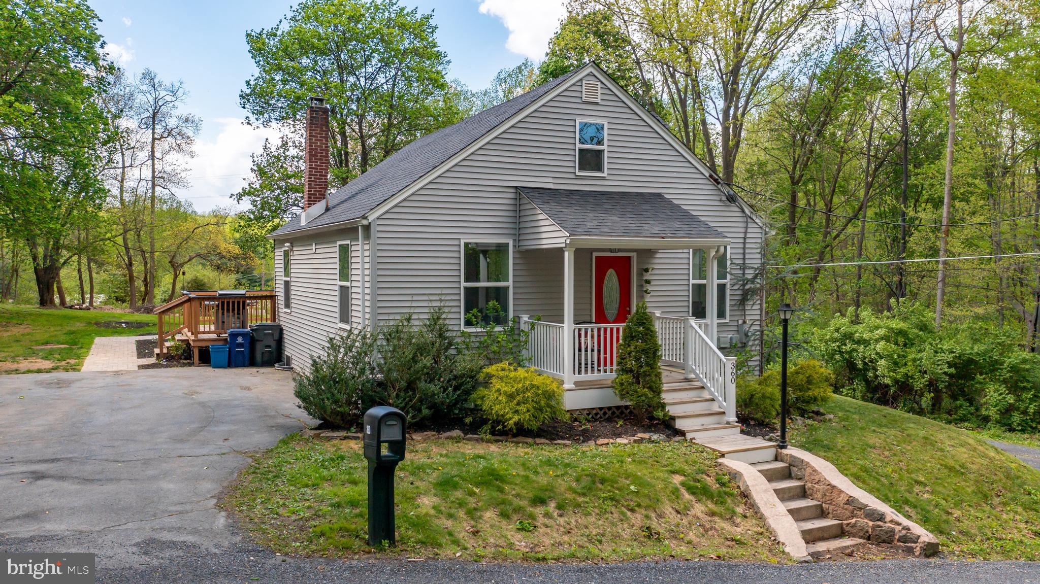 360 Hartman Road Reading, PA 19606 - Photo 2 of 27 Exterior Front