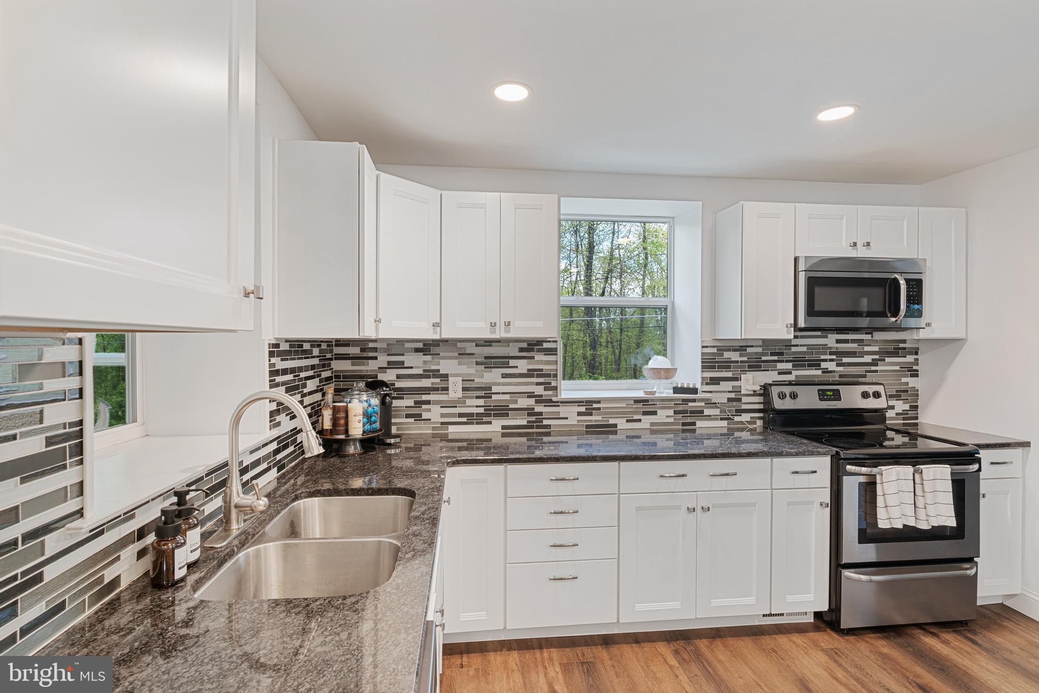 360 Hartman Road Reading, PA 19606 - Photo 14 of 27 Double Sink